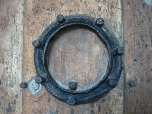 Close-up of base of the sanctuary ring